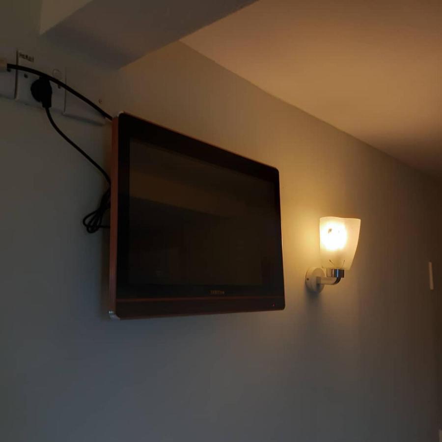 Hotel Bintang Indah Кота Бару Екстериор снимка